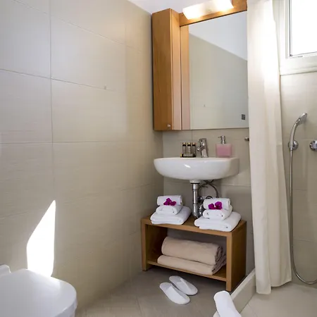 Irida Santorini Hotel