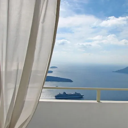 Ξενοδοχείο Irida Santorini 3*