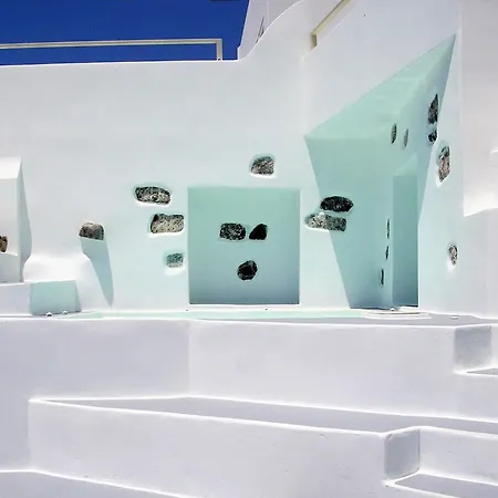 Irida Santorini 호텔 이메로비글리