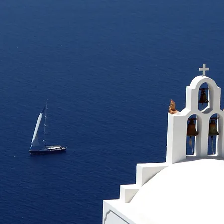Irida Santorini 3* 이메로비글리