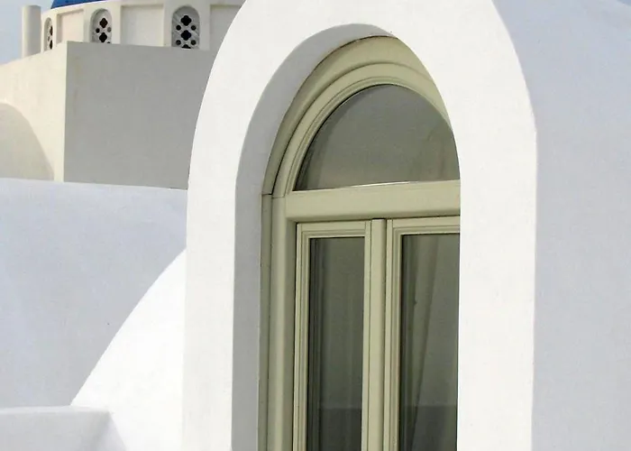 Irida Santorini Hotel 3*