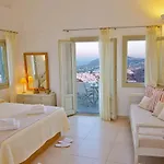 Irida Santorini